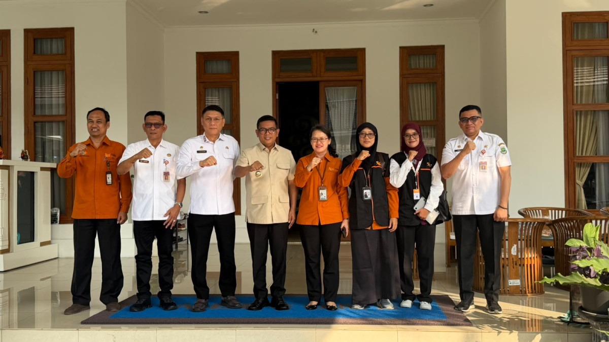 Gubernur Andra Soni Ajak Masyarakat Dukung Pendataan Sensus Ekonomi 2026